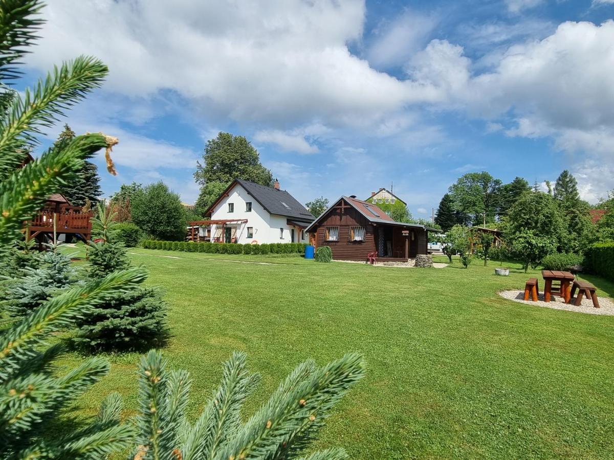 Dum A Chatka Pod Smrkem Nove Mesto pod Smrkem Exterior photo